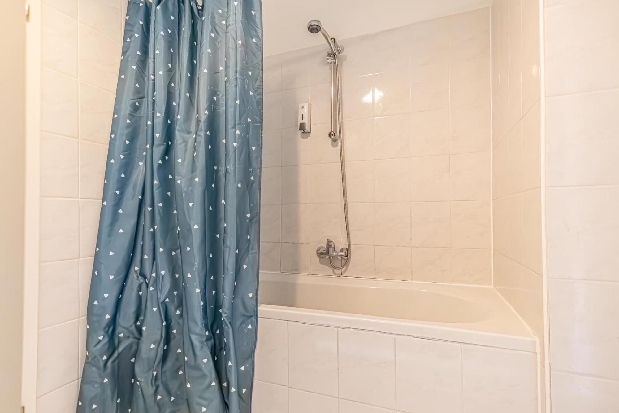 Sweet 3Br Shared Apt Near Wiener Stadthalle & Central Екстер'єр фото