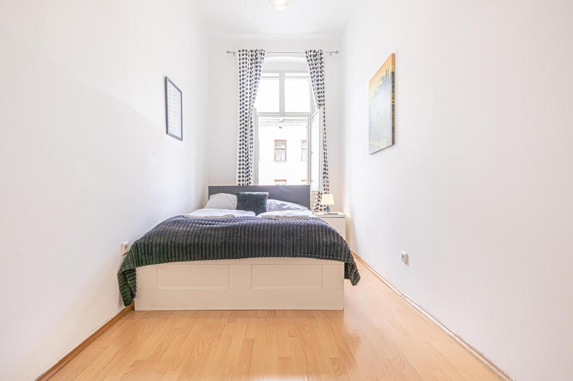 Sweet 3Br Shared Apt Near Wiener Stadthalle & Central Екстер'єр фото