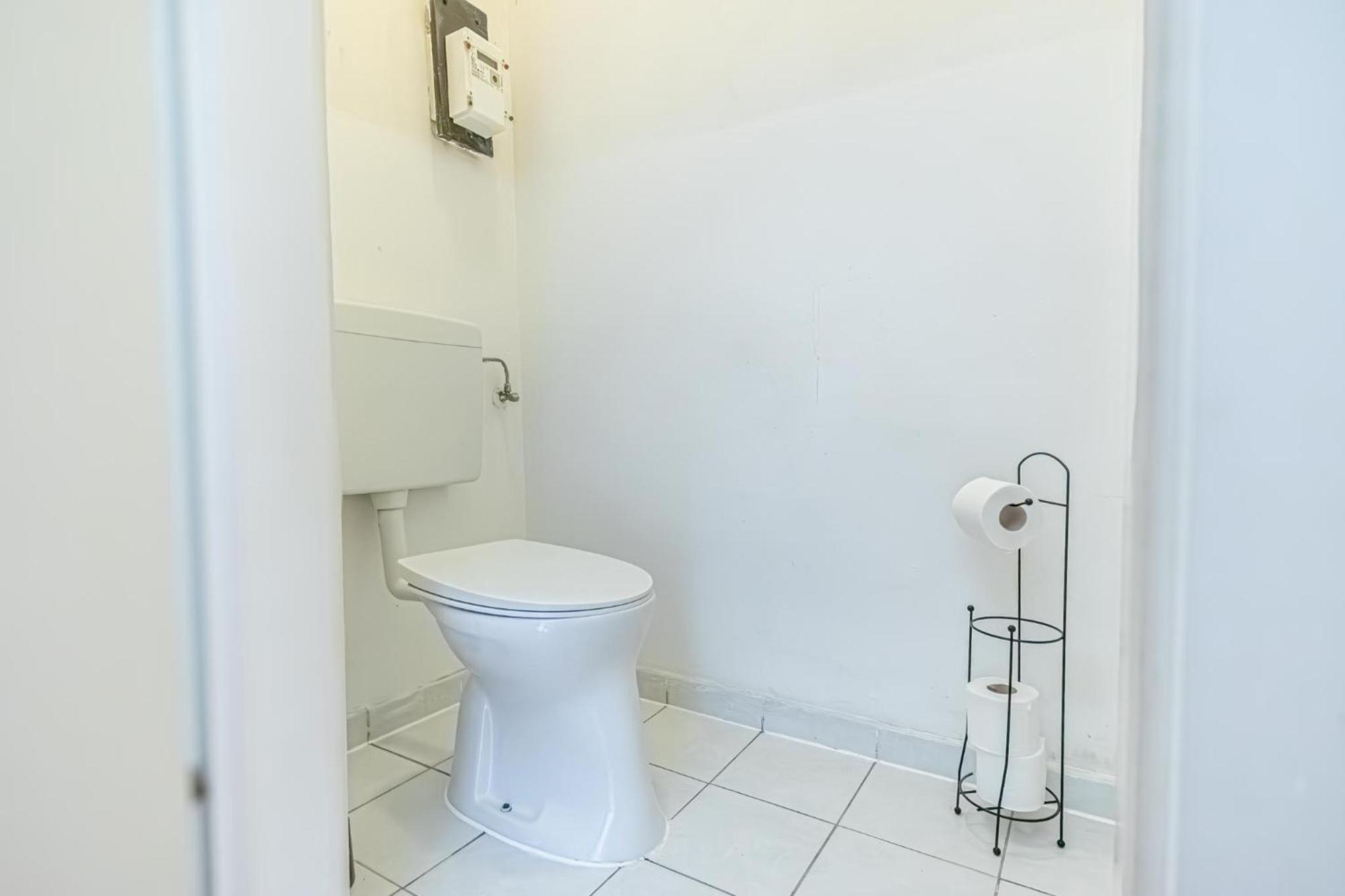 Sweet 3Br Shared Apt Near Wiener Stadthalle & Central Екстер'єр фото