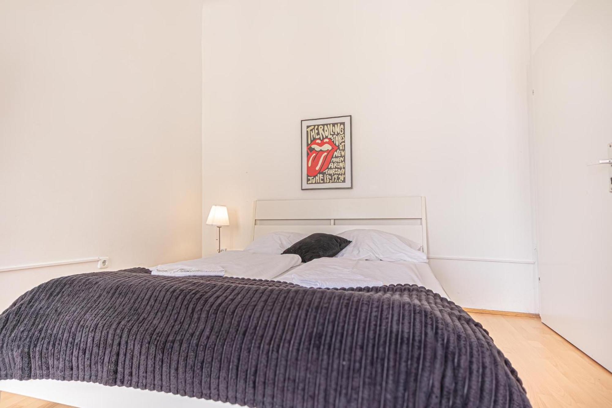 Sweet 3Br Shared Apt Near Wiener Stadthalle & Central Екстер'єр фото
