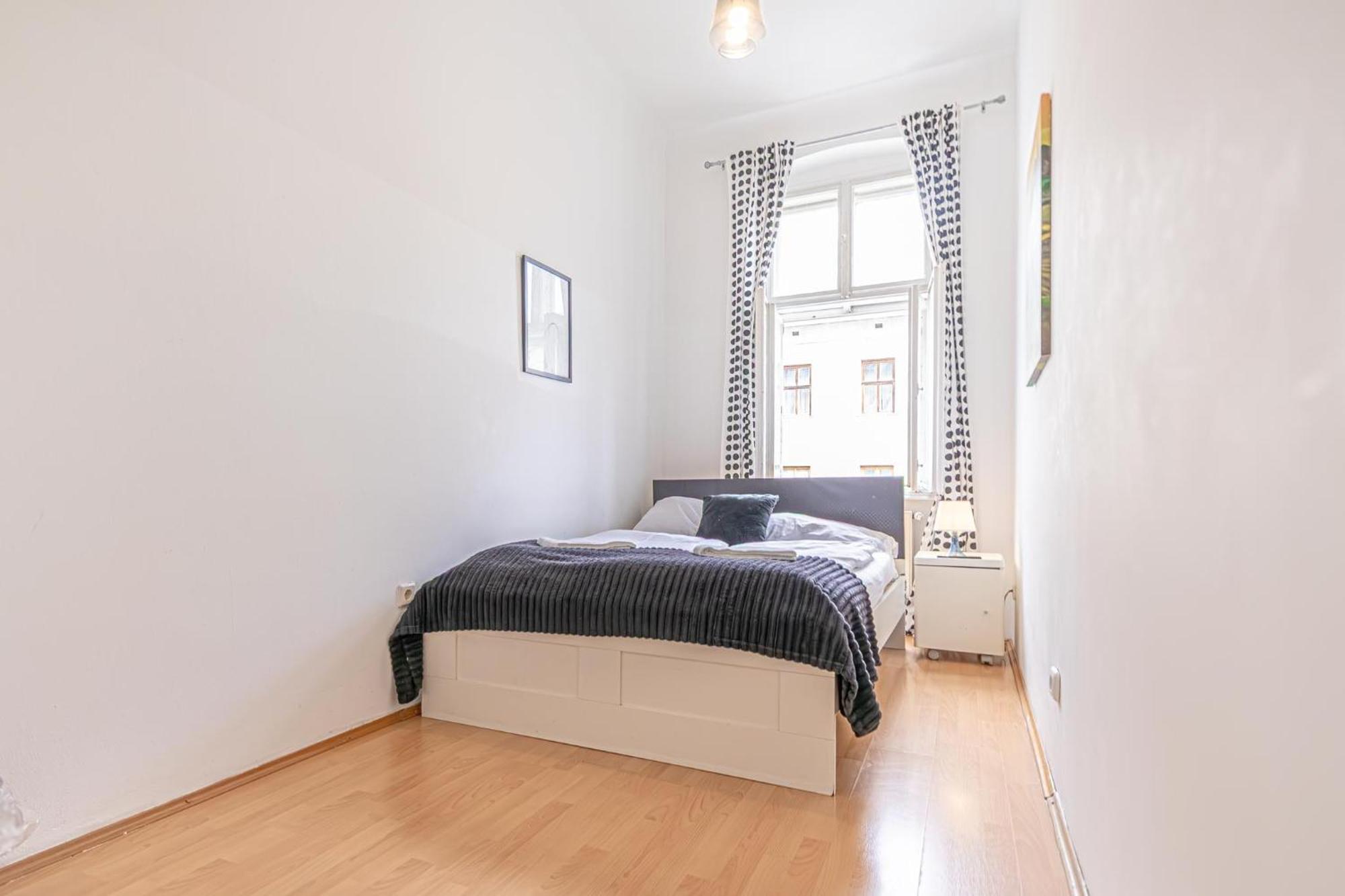 Sweet 3Br Shared Apt Near Wiener Stadthalle & Central Екстер'єр фото
